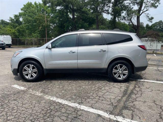 used 2015 Chevrolet Traverse car, priced at $10,900