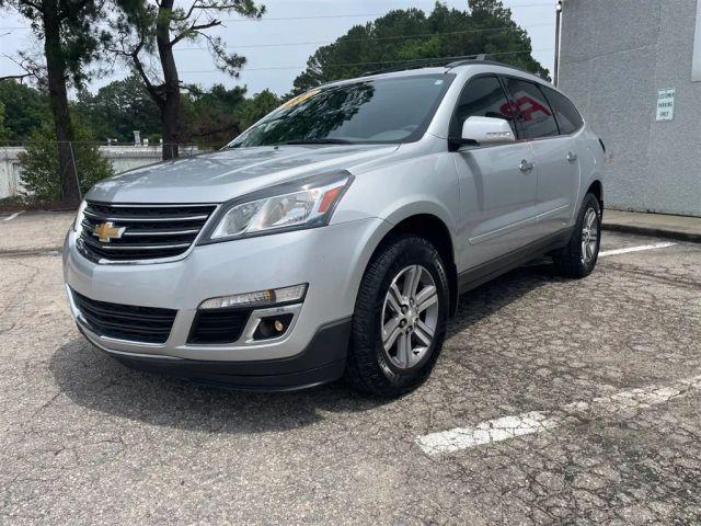 used 2015 Chevrolet Traverse car, priced at $10,900