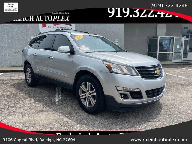 used 2015 Chevrolet Traverse car, priced at $10,900