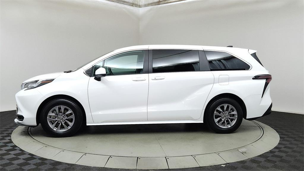 used 2023 Toyota Sienna car, priced at $42,990