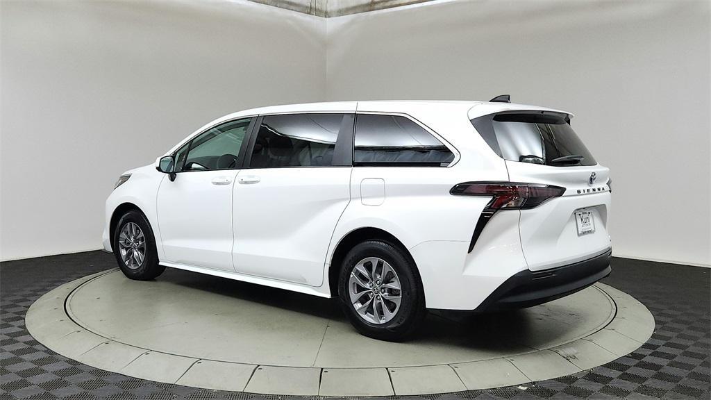 used 2023 Toyota Sienna car, priced at $42,990