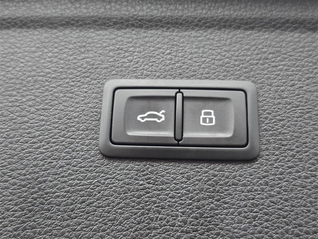 used 2021 Audi Q5 car, priced at $19,520