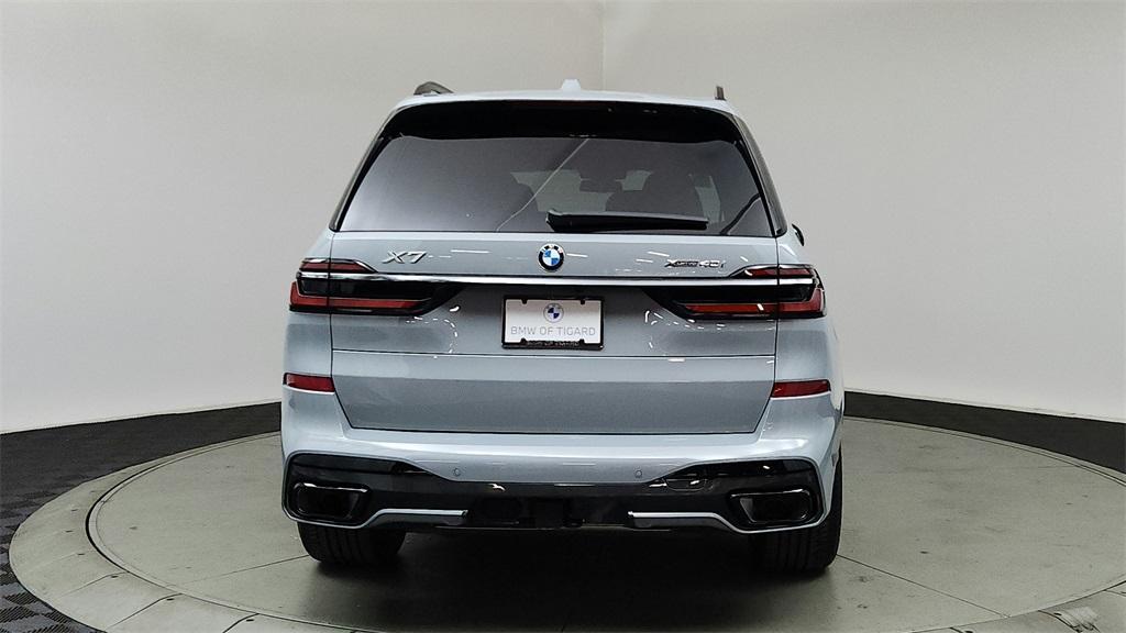 new 2025 BMW X7 car, priced at $99,225