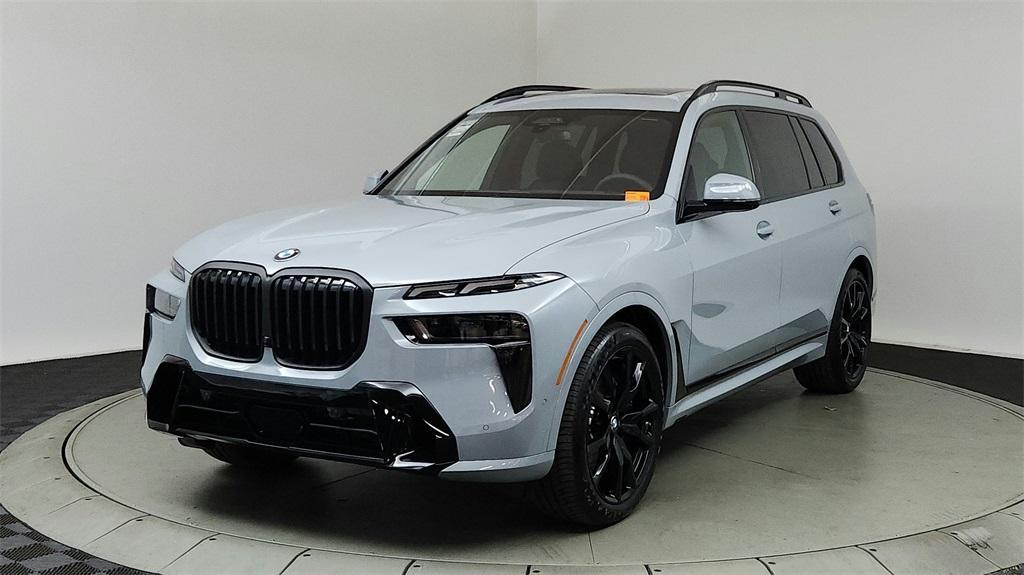 new 2025 BMW X7 car, priced at $99,225