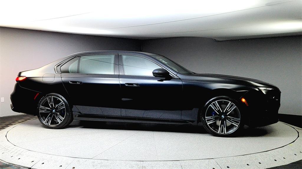 new 2025 BMW 760 car, priced at $142,075