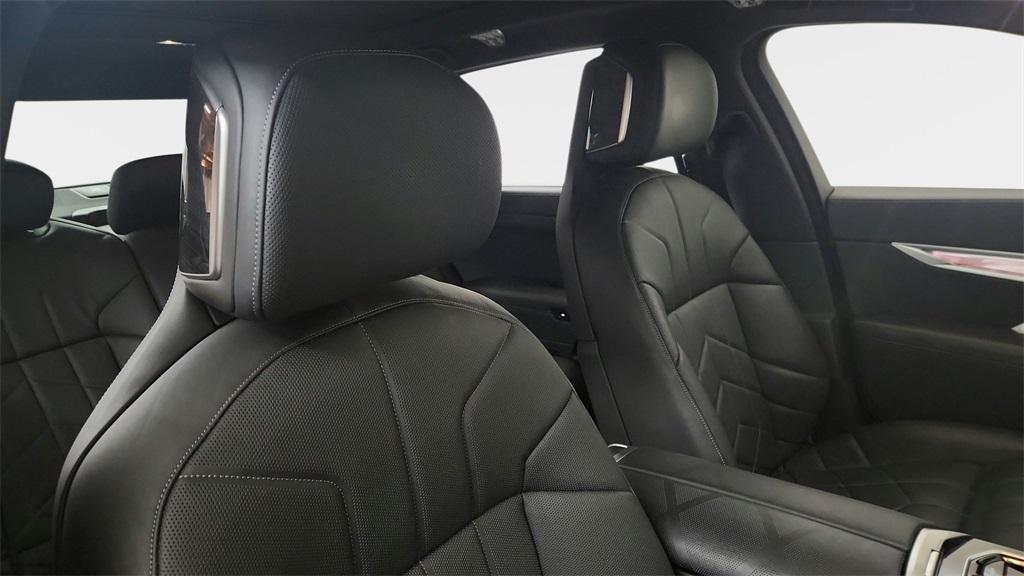 used 2023 BMW i7 car, priced at $72,890