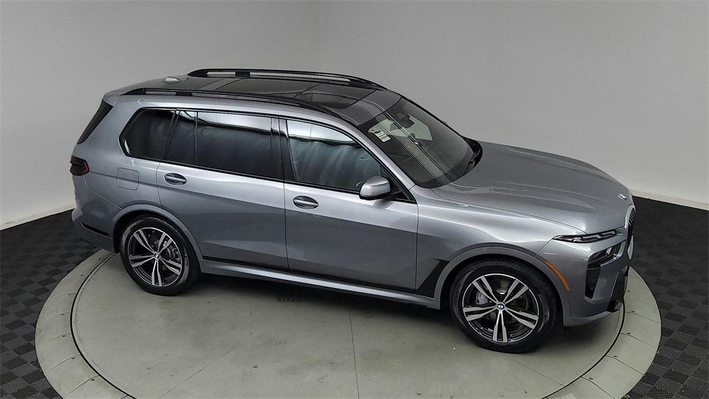 new 2025 BMW X7 car, priced at $92,285