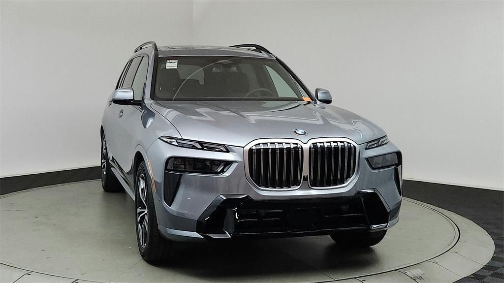 new 2025 BMW X7 car, priced at $92,285