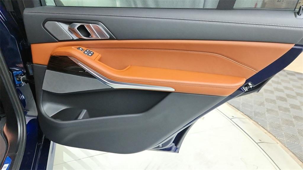 new 2026 BMW X7 car, priced at $126,490