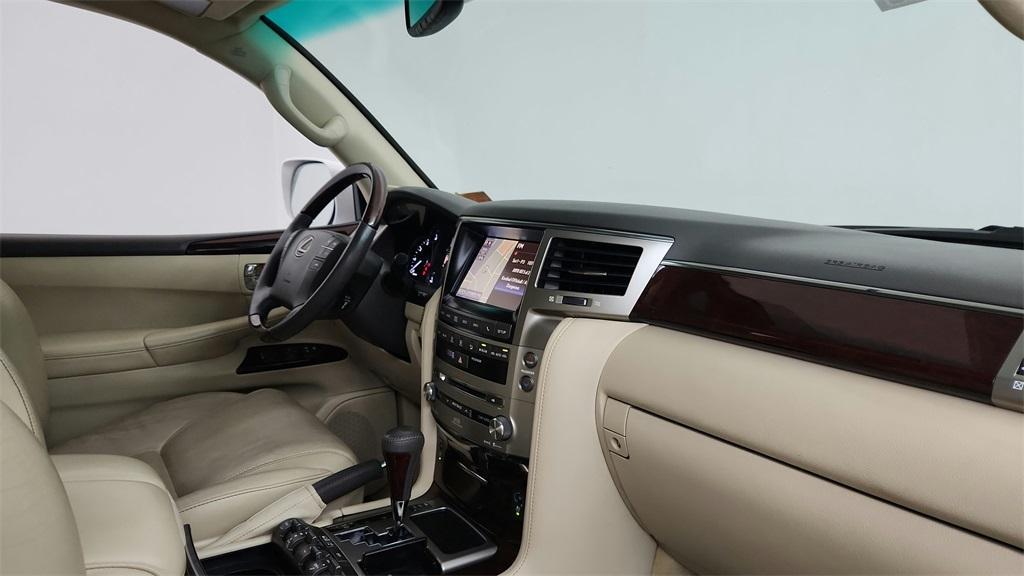 used 2014 Lexus LX 570 car, priced at $34,840