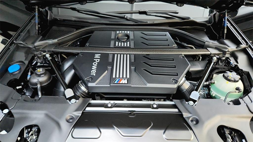 new 2025 BMW X4 M car, priced at $94,315