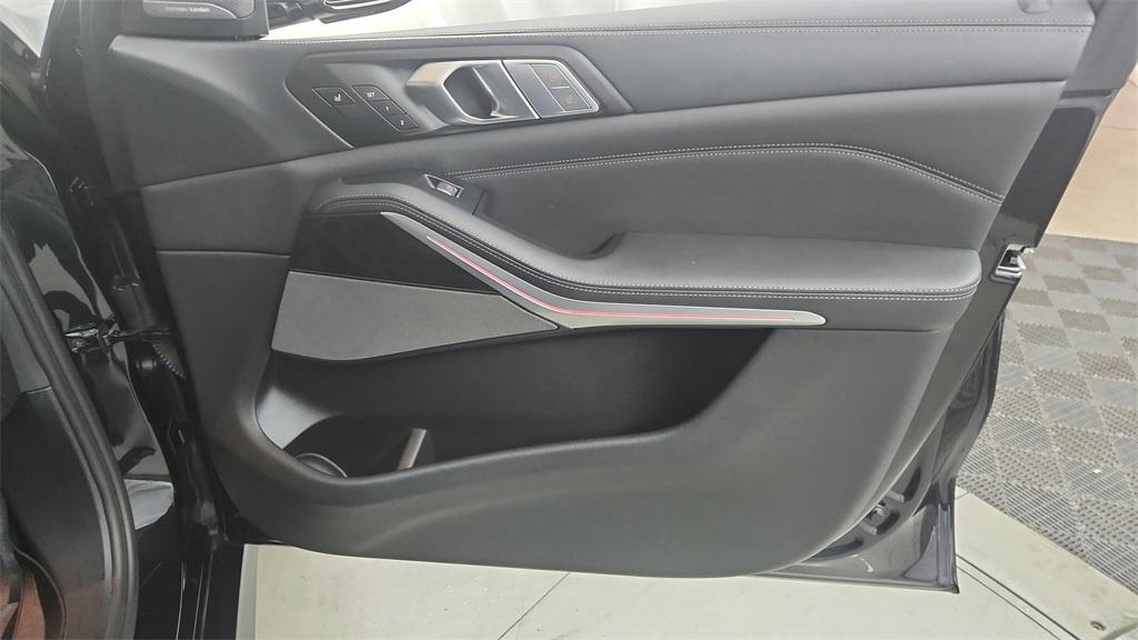 used 2022 BMW X7 car, priced at $87,960