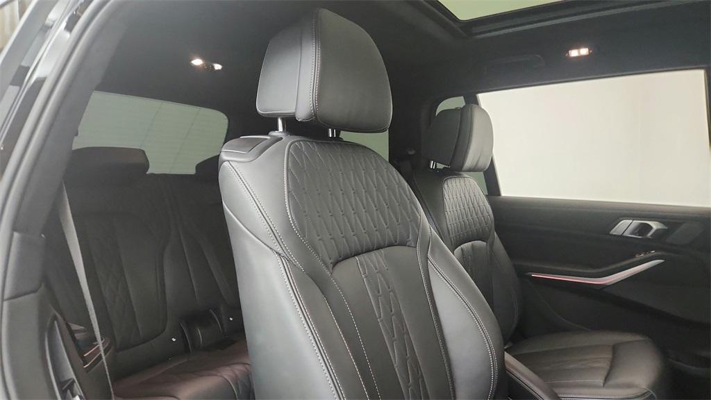 used 2022 BMW X7 car, priced at $87,960