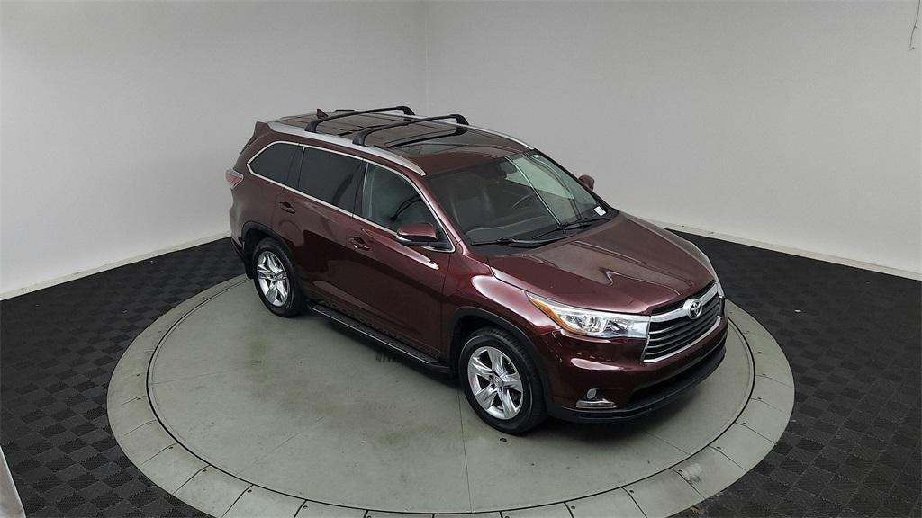 used 2014 Toyota Highlander car, priced at $14,944