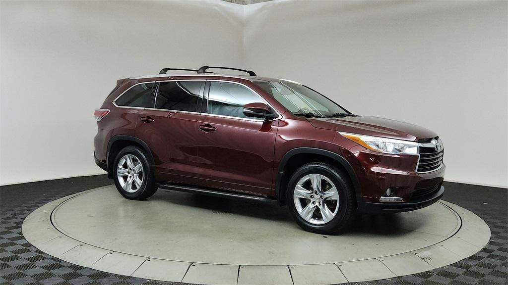 used 2014 Toyota Highlander car, priced at $14,944