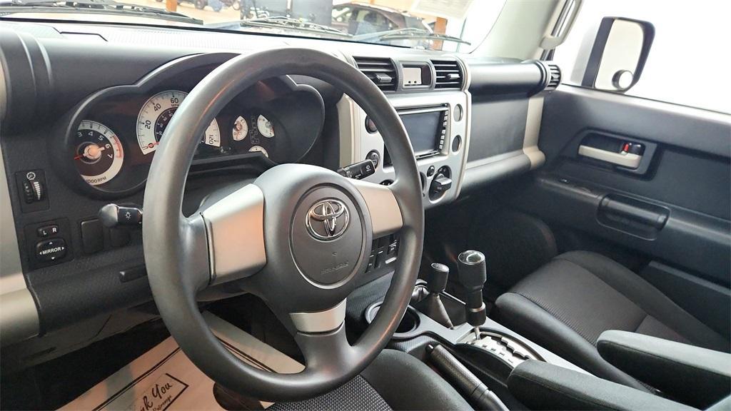 used 2007 Toyota FJ Cruiser car