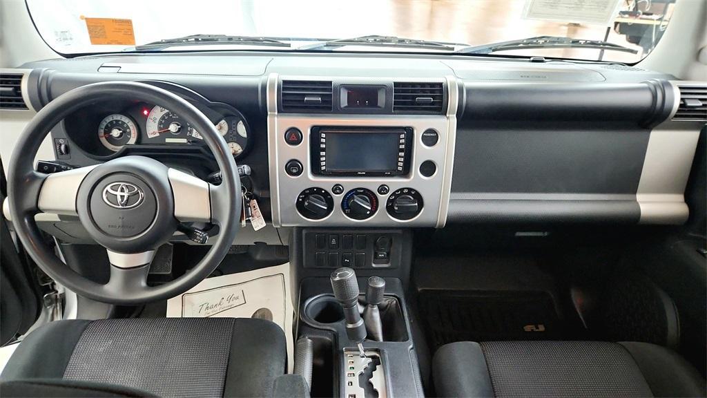 used 2007 Toyota FJ Cruiser car