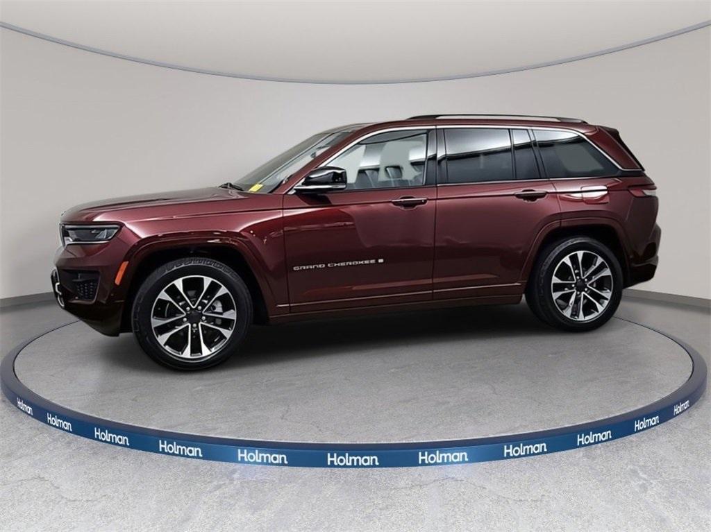 used 2022 Jeep Grand Cherokee car, priced at $34,990