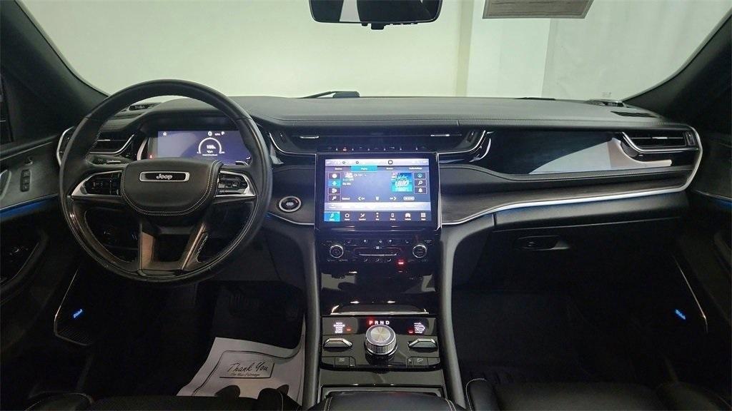 used 2022 Jeep Grand Cherokee car, priced at $34,990