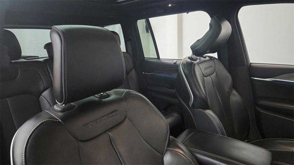 used 2022 Jeep Grand Cherokee car, priced at $34,990