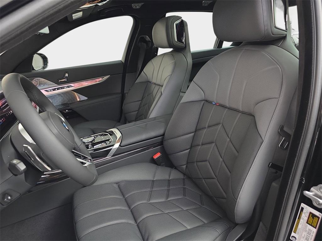 new 2025 BMW 760 car, priced at $144,975