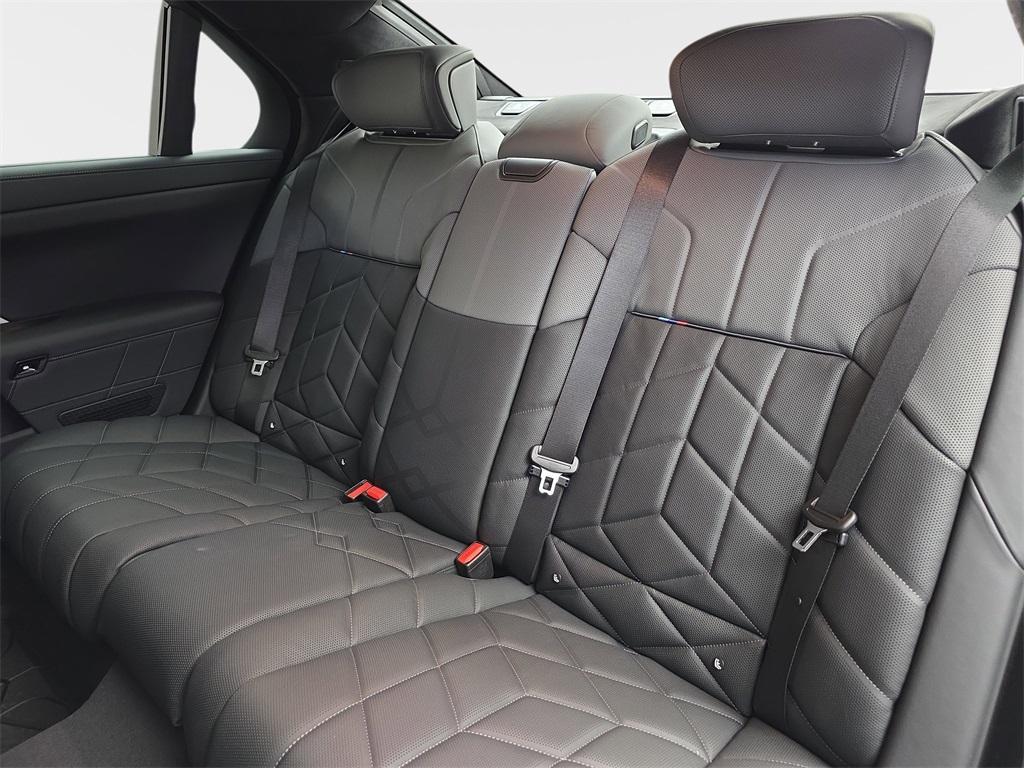 new 2025 BMW 760 car, priced at $144,975