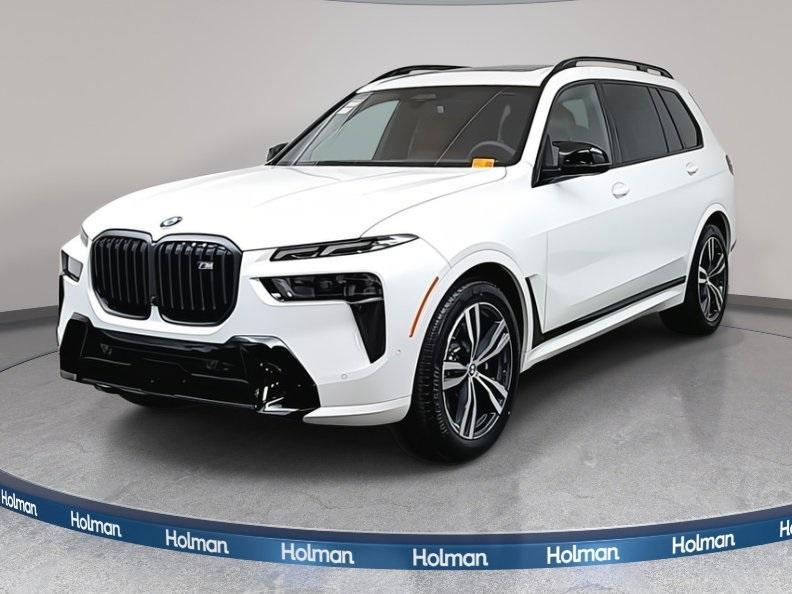 new 2026 BMW X7 car, priced at $123,540