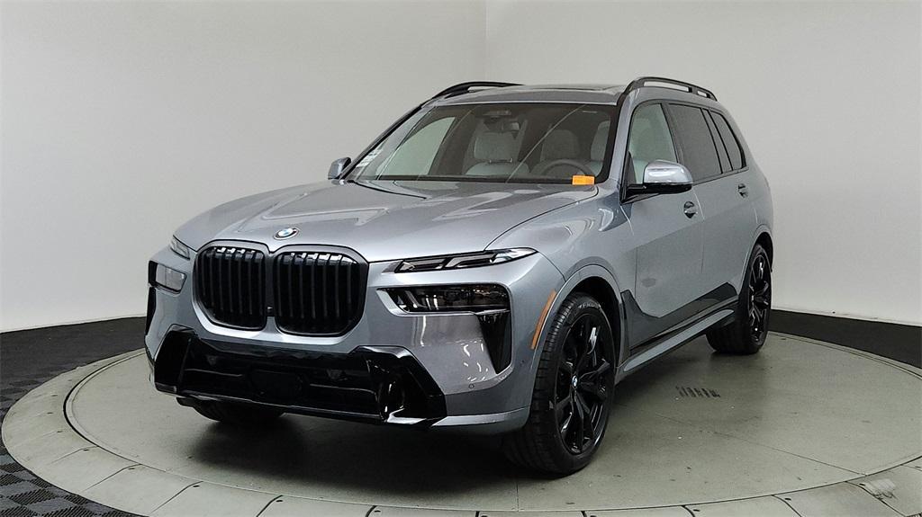 new 2025 BMW X7 car, priced at $99,550