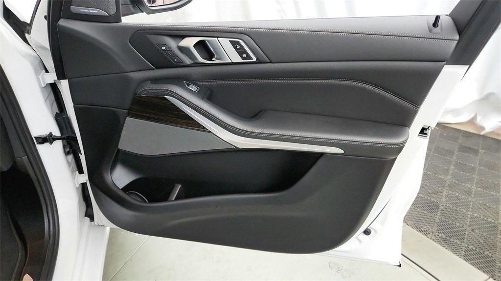 used 2023 BMW X7 car, priced at $61,370