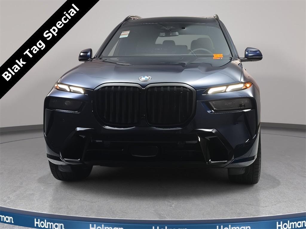 new 2026 BMW X7 car, priced at $100,215