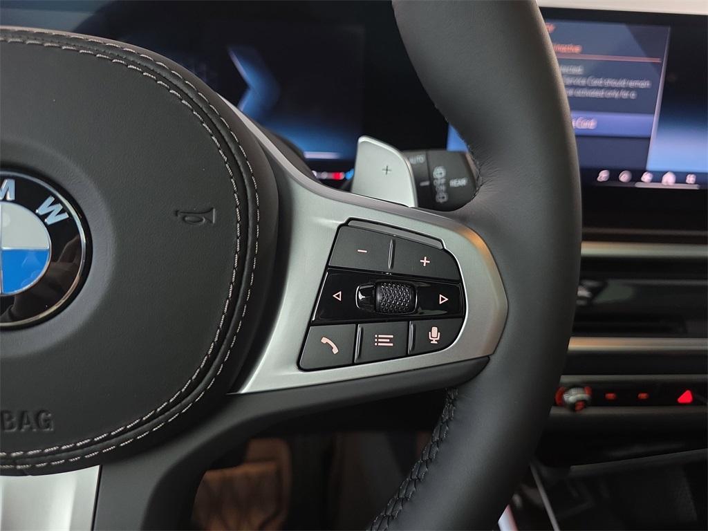 new 2026 BMW X7 car, priced at $102,015