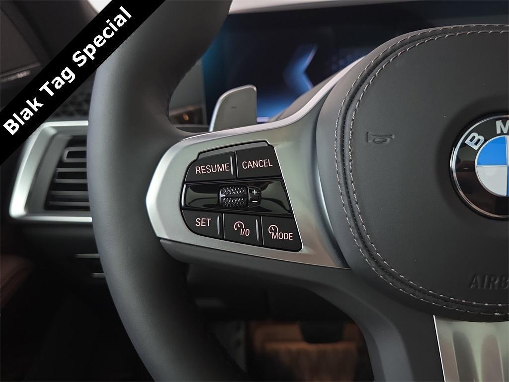 new 2026 BMW X7 car, priced at $100,215
