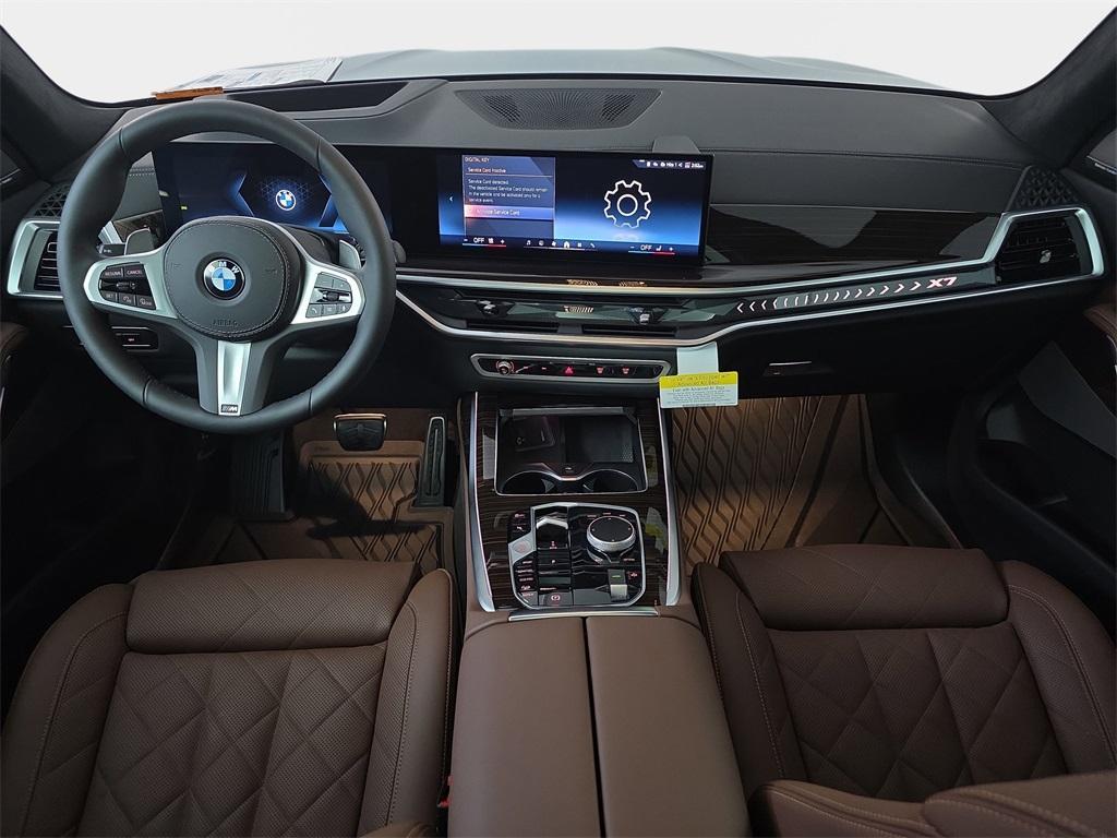 new 2026 BMW X7 car, priced at $102,015