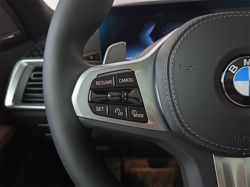 new 2026 BMW X7 car, priced at $102,015