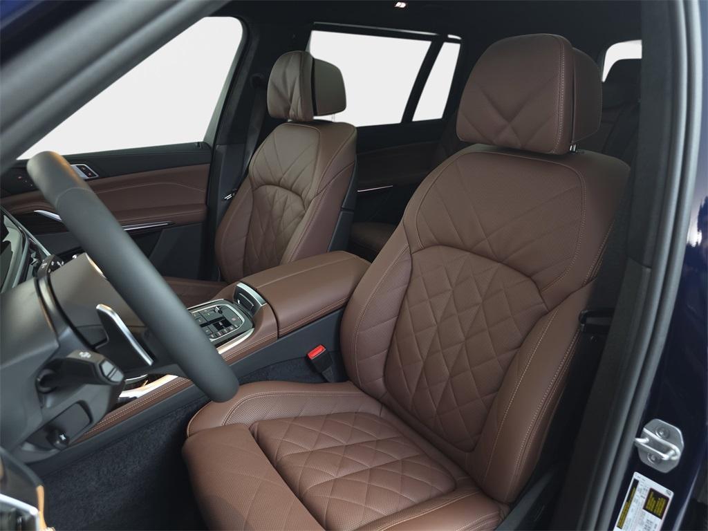 new 2026 BMW X7 car, priced at $102,015
