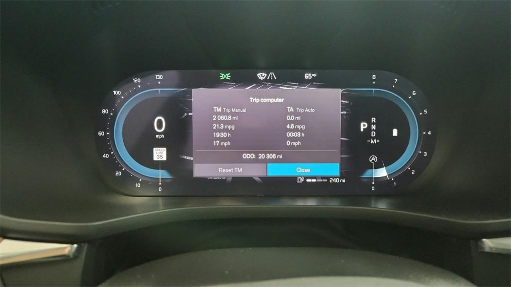 used 2022 Volvo XC60 car, priced at $34,880