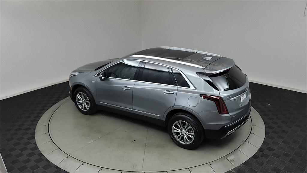 used 2023 Cadillac XT5 car, priced at $27,799