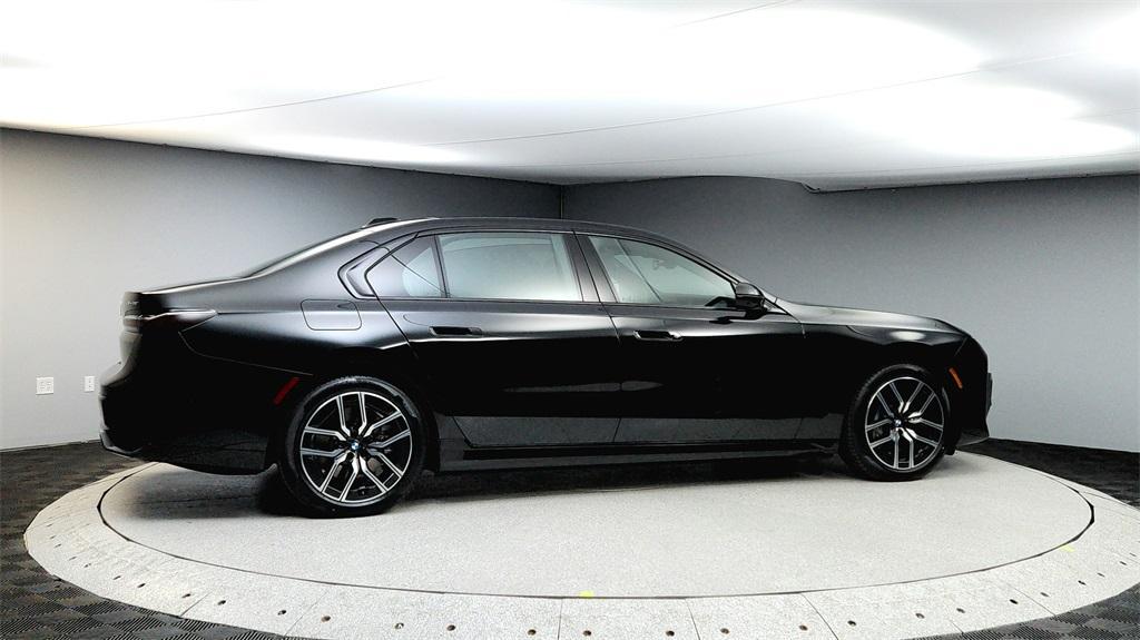 new 2025 BMW i7 car, priced at $129,525