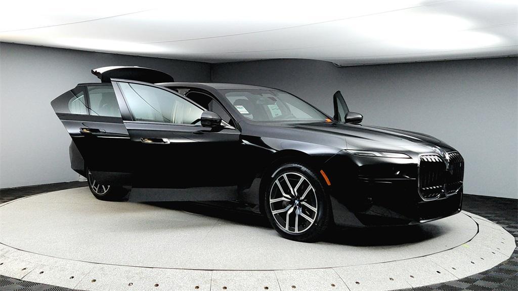 new 2025 BMW i7 car, priced at $129,525