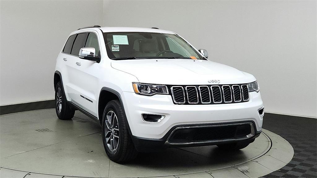 used 2017 Jeep Grand Cherokee car, priced at $20,880