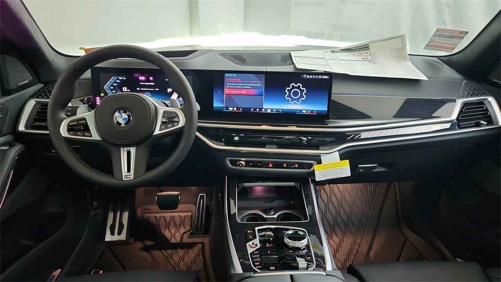 new 2025 BMW X7 car, priced at $122,670