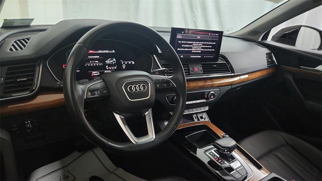 used 2021 Audi Q5 car, priced at $23,105