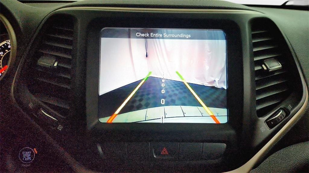 used 2015 Jeep Cherokee car, priced at $11,490