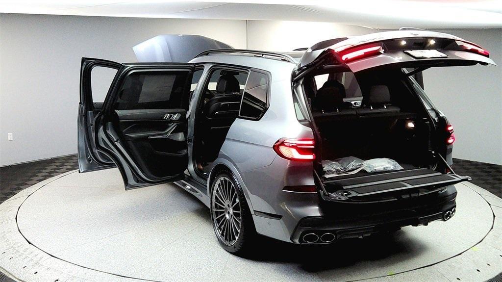 new 2026 BMW ALPINA XB7 car, priced at $163,475