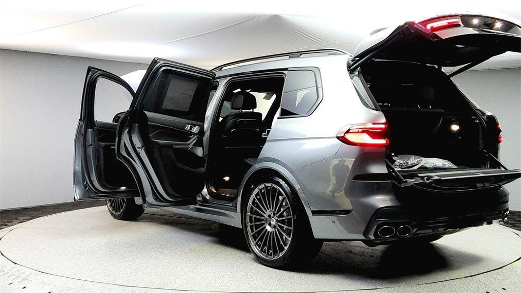 new 2026 BMW ALPINA XB7 car, priced at $163,475