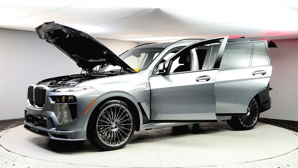 new 2026 BMW ALPINA XB7 car, priced at $163,475