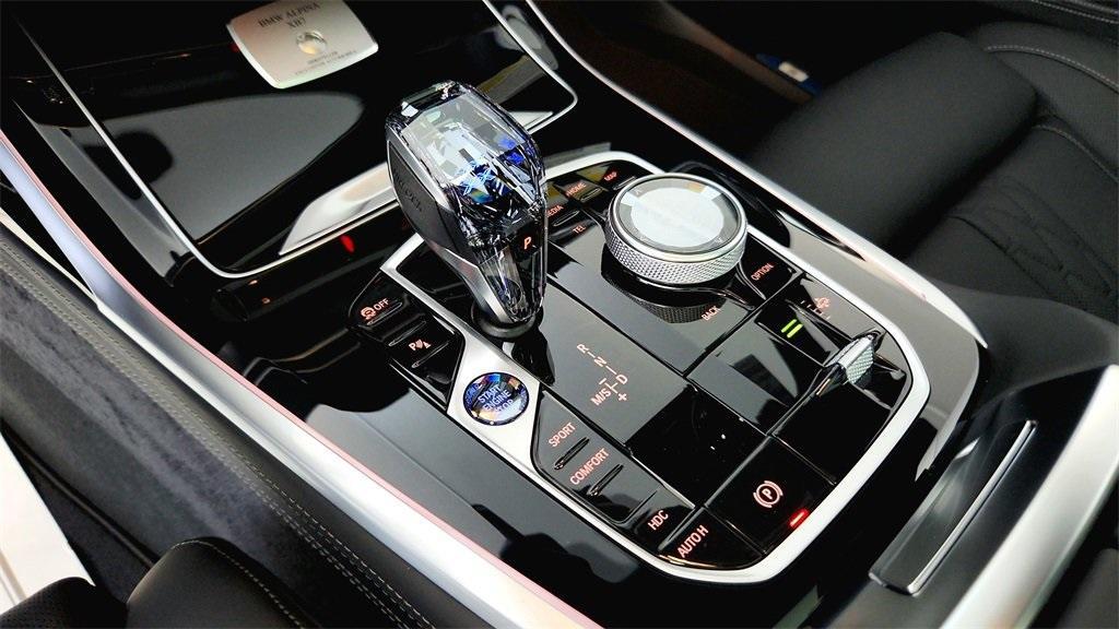 new 2026 BMW ALPINA XB7 car, priced at $163,475