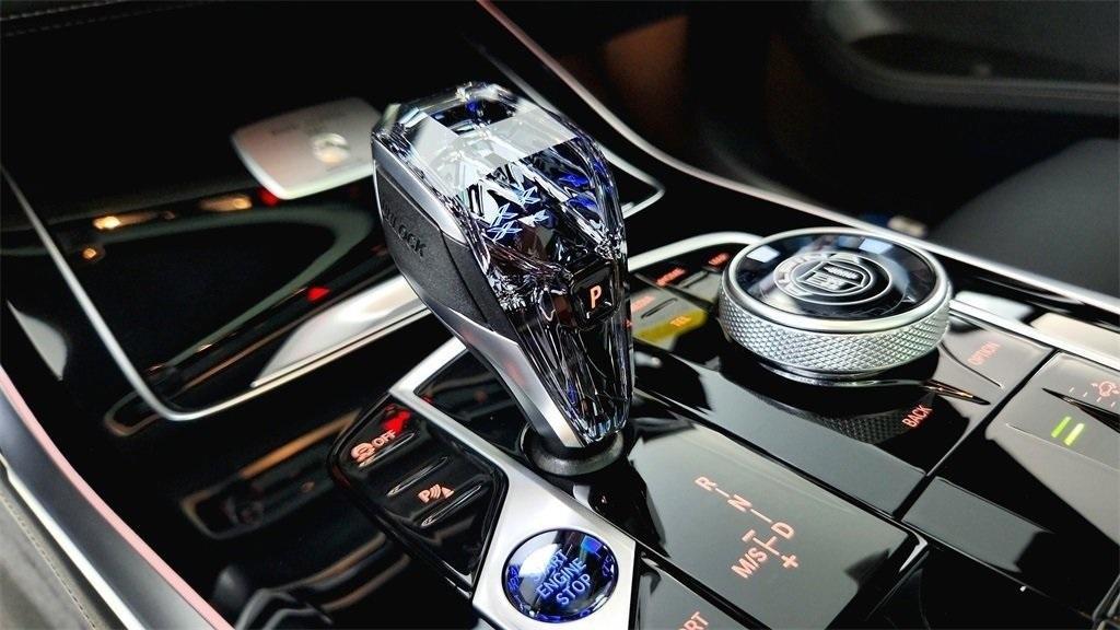 new 2026 BMW ALPINA XB7 car, priced at $163,475