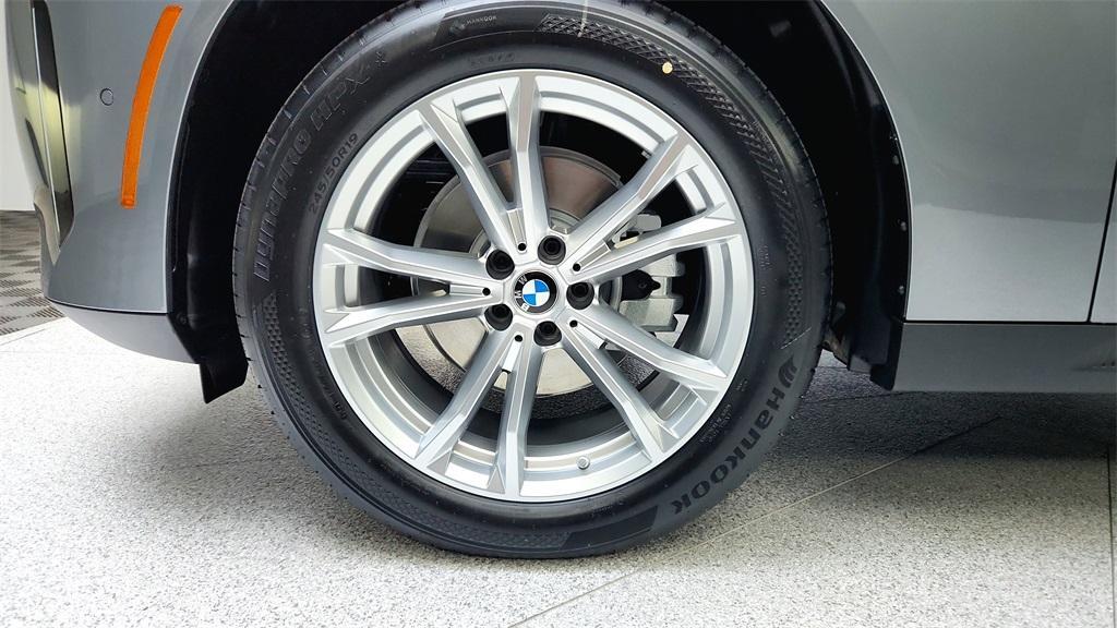 new 2025 BMW X3 car, priced at $55,175