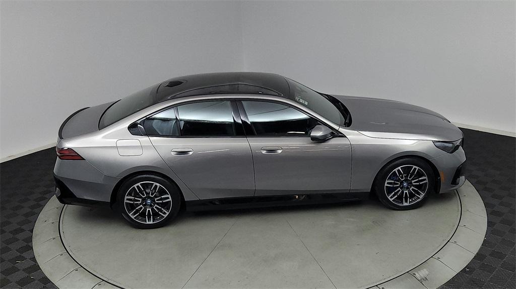 new 2025 BMW 550e car, priced at $81,620